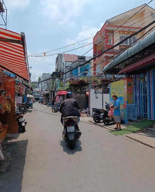 Cần bán Nhà trong hẻm 40m²