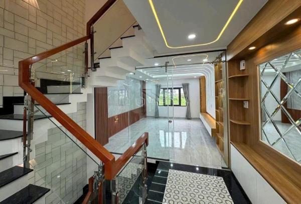 Siêu ☘ phẩm nhà đẹp 5 tầng đường mã lò, quận bình tân