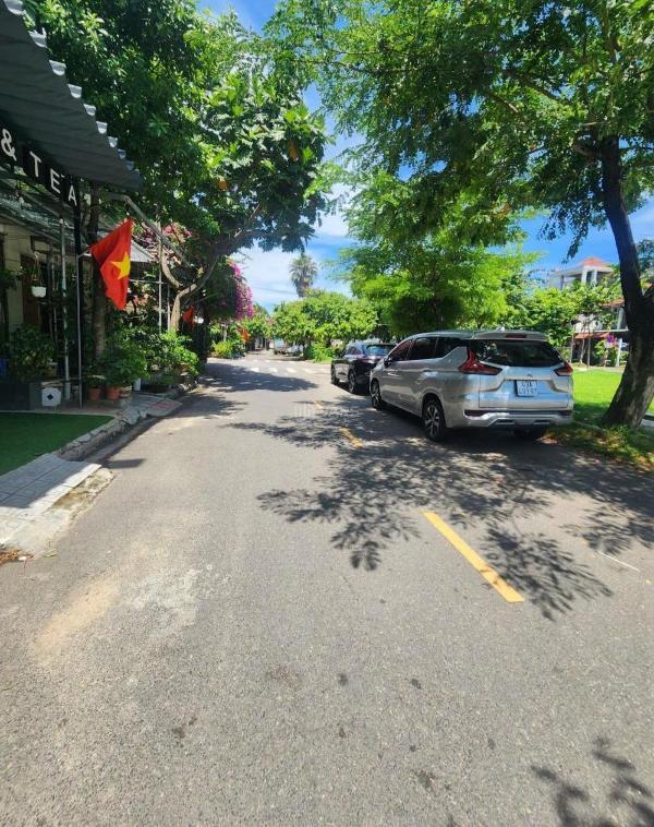 Bán Nhà mặt phố 70m²