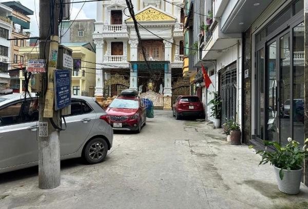 Chủ cần bán Nhà trong hẻm 60m²