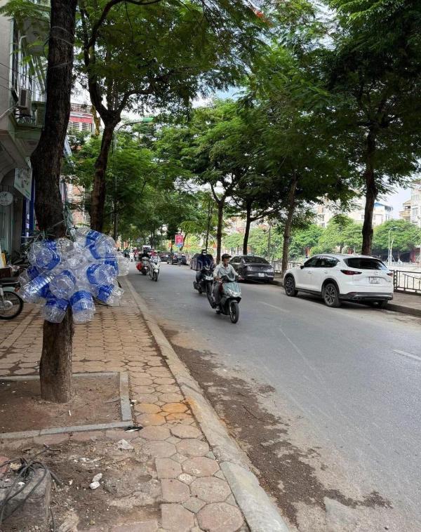 Vũ tông phan - cách 1 nhà ra mặt phố oto đỗ - 5 tầng 🌊 ở ngay - giá tốt 7 tỷ xx