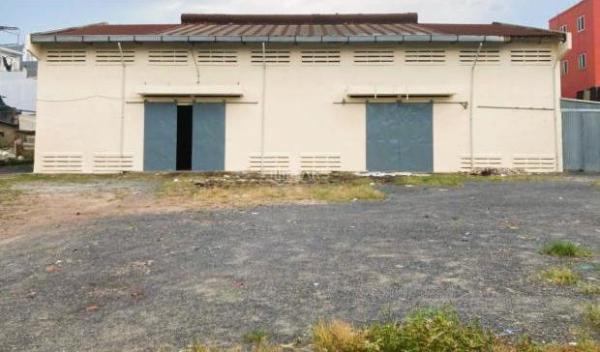Trung tâm 🏣 hóc môn với kho 805m2 cùng sân đậu rộng rãi