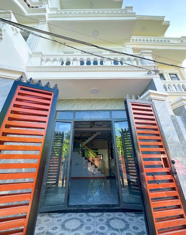Cần bán Nhà mặt phố 70m²