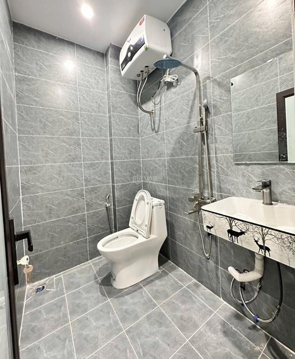 Cần bán nhà tạ quang 🆘 bửu : dân xây mới - khu vực đất học - an sinh đỉnh