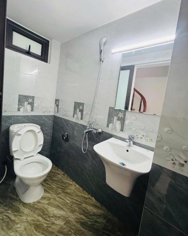Bán nhà kim giang, 5 tầng, mặt tiền 5 m, ngõ ô 🏬 tô tránh, 56 m2, giá 12 tỷ