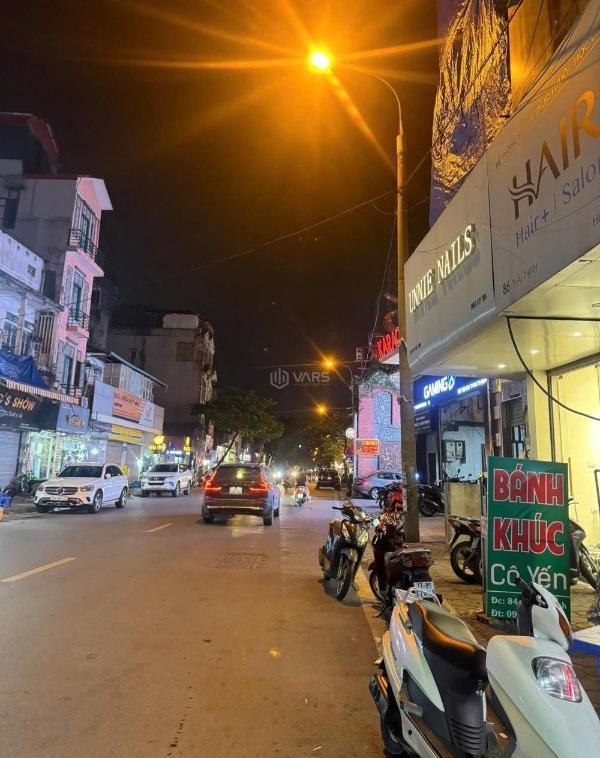 Bán Nhà mặt phố 60m²