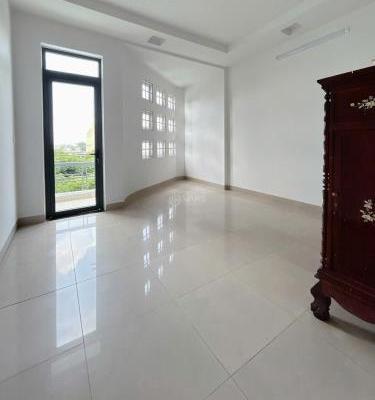 Cần bán Nhà mặt phố 147m²