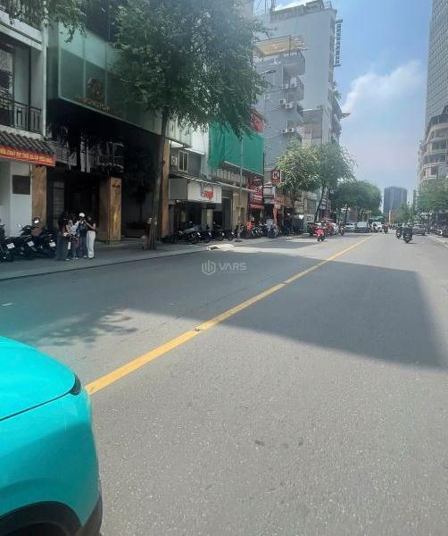 Cần cho thuê Nhà mặt phố 200m²