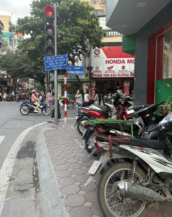 Nhà 6 tầng sử dụng làm căn hộ dịch vụ-gần 🆘 phố-đạt chuẩn pccc-dòng tiền lợi nhuận