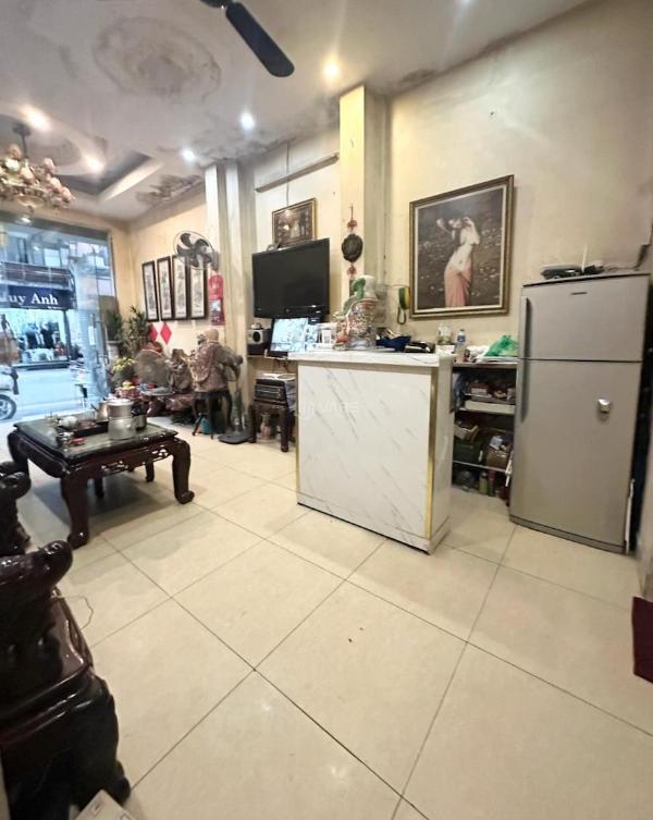 Chủ cần bán Nhà mặt phố 102m²