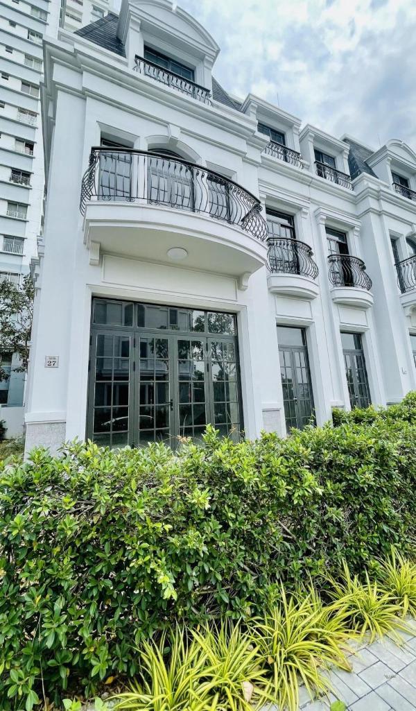 Bán nhà biệt thự liền kề 🏚️ 1 trệt 2 lầu, 6 x 22m almelie phú mỹ hưng, nhà bè, 12 t