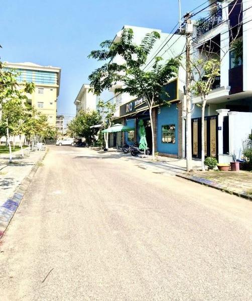 Chủ cần bán Đất nền riêng lẻ 100m²