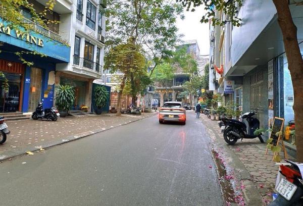 Mặt ngõ kinh doanh oto tránh 🏢 279 đội cấn 50m2 giá 15.9 tỷ