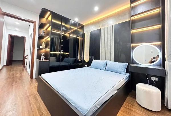 Ngõ kim giang 37m²/40m² 5 🏤 tầng mặt tiền 3.3m giá chỉ 8.8 tỷ
