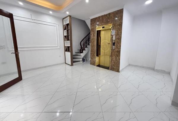 🏠 chính chủ gửi bán nhà phạm văn 🏚️ đồng 6 tầng, thang máy chỉ hơn 8 tỷ 📍 vị