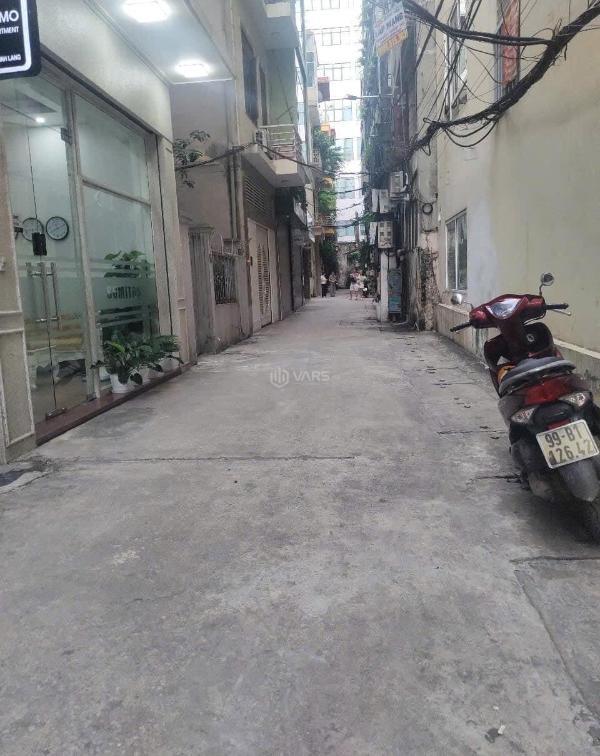 Bán Nhà trong hẻm 86m²