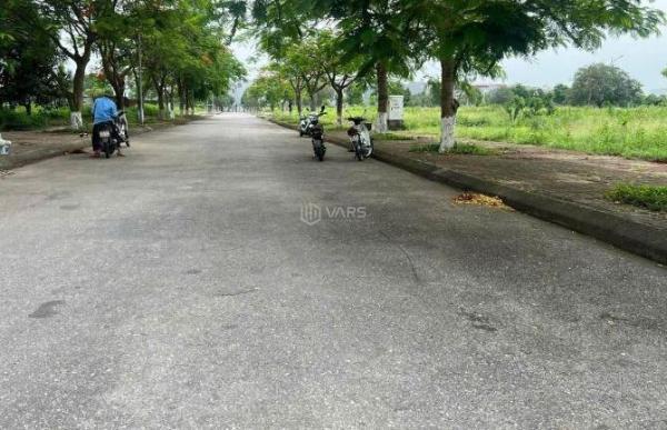 Chủ cần bán Đất nền Dự án 180m²