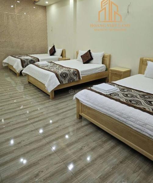 BÁN KHÁCH SẠN MẶT TIỀN NGUYỄN VĂN CỪ - DT: 13x27m - TC: 100% - H: 🏡 ĐÔNG BẮC - 17,5 TỶ