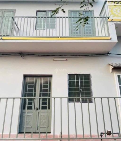 Cần bán Nhà trong hẻm 20m²