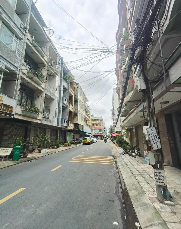 Cần bán Nhà mặt phố 64m²