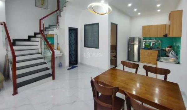 Cần bán Nhà trong hẻm 54m²
