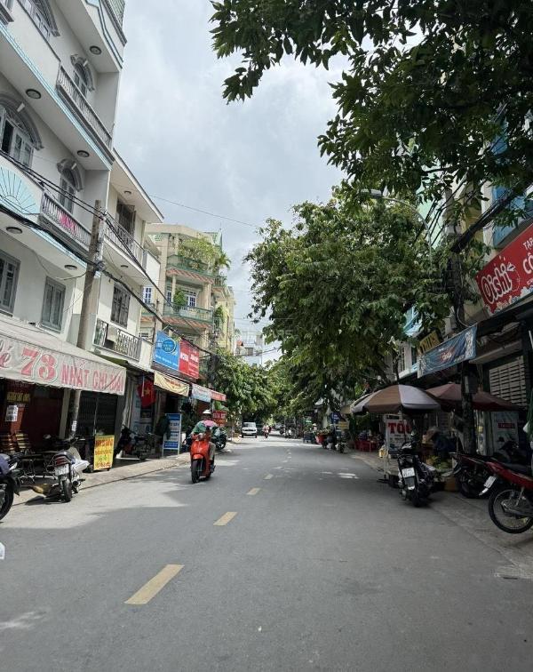 Cần bán Nhà mặt phố 79m²