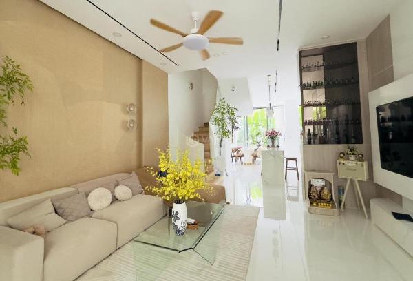 Chủ cần bán Nhà trong hẻm 32m²