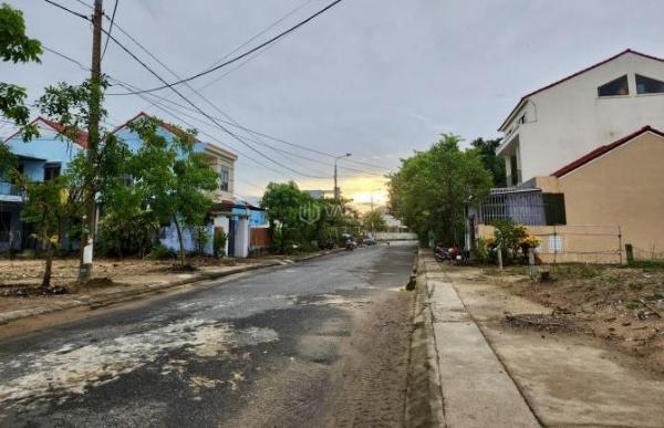 Chủ cần bán Đất nền riêng lẻ 200m²
