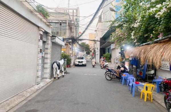 Chủ cần bán Nhà trong hẻm 71m²