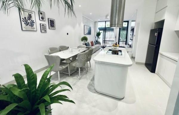 BÁN NHÀ MÊ FULL NỘI THẤT HẺM MAI HẮC ĐẾ , 🏠 TÂN THÀNH