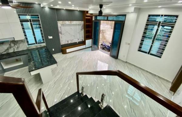 Cần bán Nhà trong hẻm 45m²