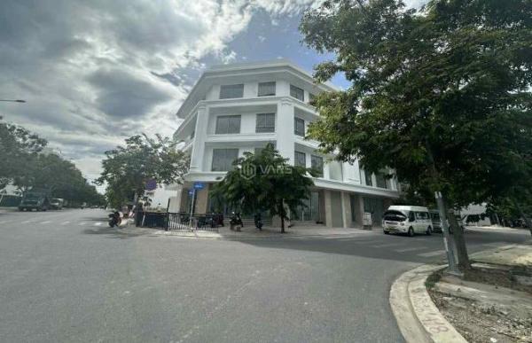 Cần cho thuê Nhà mặt phố 400m²