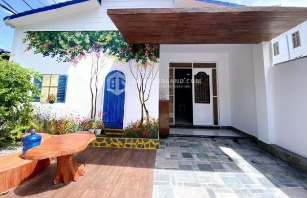 Chủ cần bán Nhà mặt phố 162m²