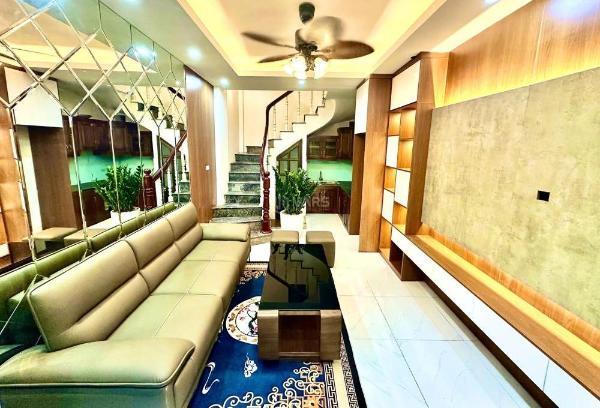 Siêu phẩm quang trung hà 🏘️ đông - nhỉnh 5 tỷ - nhà 5 tầng 10m ra mặt phố oto đỗ