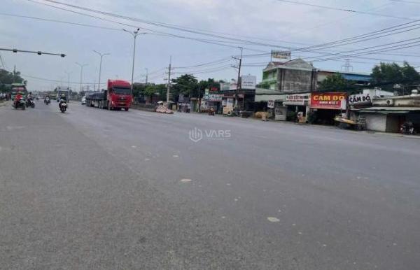 Rẻ Nhất thị trường B.án 🆘 xưởng mặt tiền đường QL51. Biên hòa. Đồng Nai ■Dt: 1600m2. Có 300