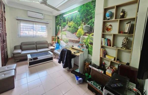 CẦU GIẤY 4 TẦNG – NGÕ 🏢 RIÊNG – 50M RA PHỐ – BA GÁC ĐỖ CỬA – GIÁ CHỈ 4.68 TỶ