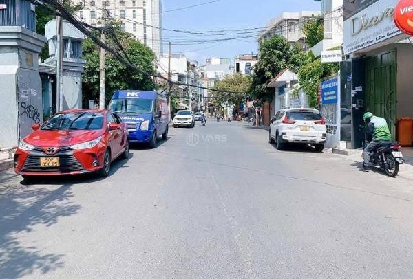 Cần bán Nhà trong hẻm 35m²