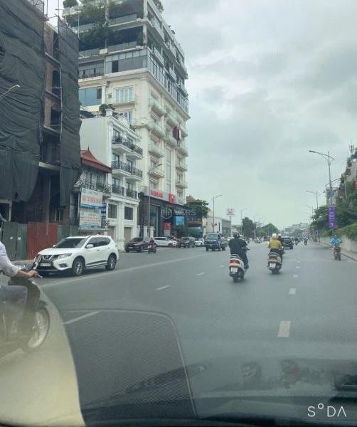 Bán Nhà mặt phố 315m²