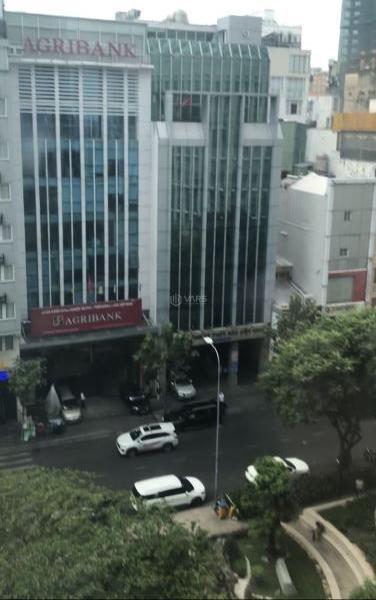 KHÁCH SẠN 50 PHÒNG- RIVER VIEW- MẶT TIỀN 🏠 CÔNG TRƯỜNG MÊ LINH,Q1 -NGANG 12M- GIÁ: 2,2 TỶ/TH