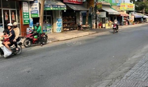 Cần Bán Gấp 🏬 Nhà Mặt Tiền Kinh Doanh Đoàn Thị Kia Dĩ An