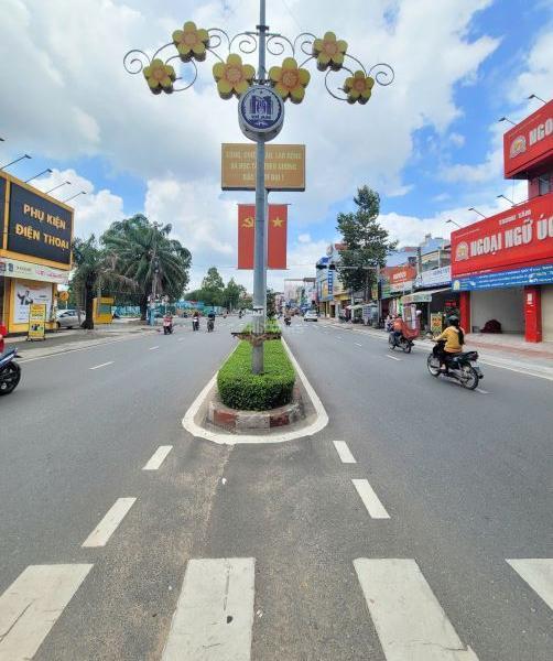 Cần bán Nhà mặt phố 250m²