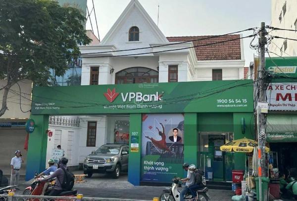 Bán Nhà mặt phố 160m²