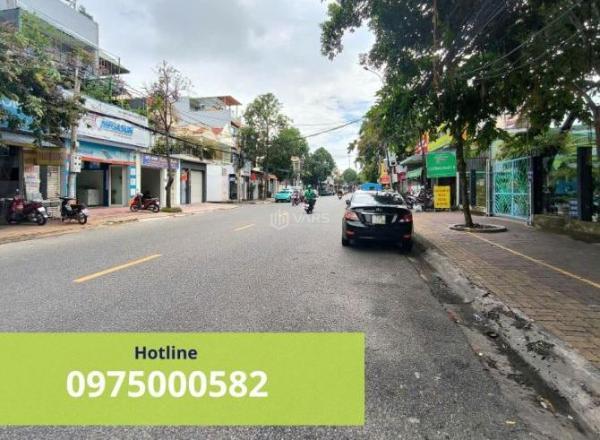 Chủ cần bán Nhà mặt phố 99m²