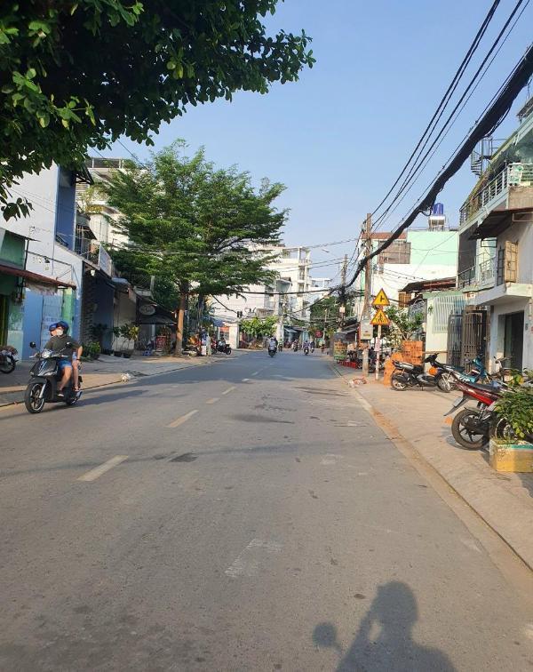 Bán nhà mtkd ngay 🏘️ tân sơn nhì tân phú dt 11x18 dtcn 200m2 chỉ 24.5 tỷ