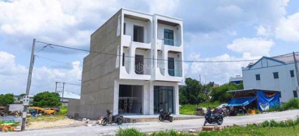 THANH LÝ NHÀ ĐẸP 1 TRỆT 2 LẦU HIẾM CÓ Ở TP. HỒ CHÍ MINH MỚI - TỔNG 1 TỶ ☘ 800 TRIỆU