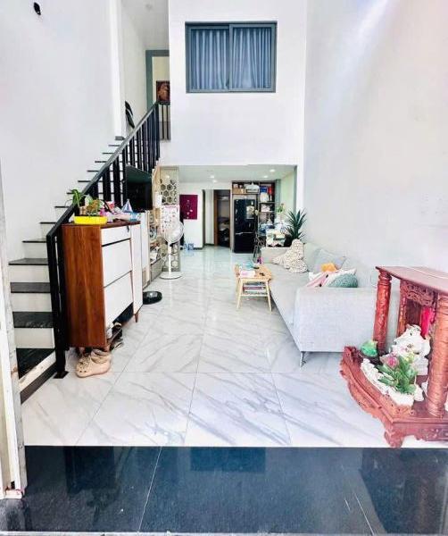 Bán Nhà mặt phố 40m²
