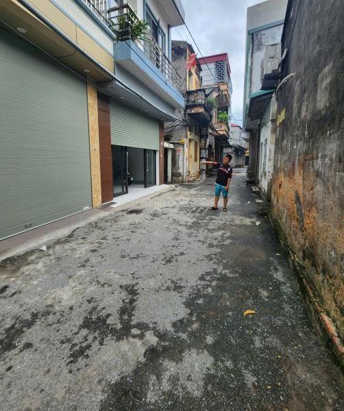 BÁN ĐẤT TẶNG NHÀ CẤP 4 KHU THỊ CHUNG BẮC 💥 NINH. VỊ TRÍ NGAY GẦN CHỢ YÊN ĐƯỜNG Ô TÔ TRÁNH