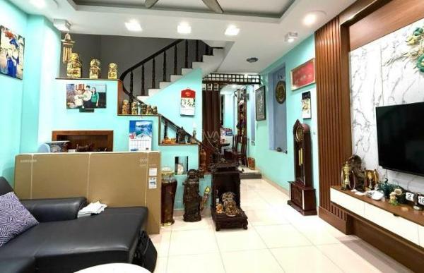 NHÀ 1 TRỆT 3 LẦU – HẺM THÔNG TRƯƠNG CÔNG 🆘 ĐỊNH, P.8 FULL NỘI THẤT