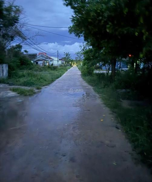 Bán Nhà trong hẻm 295m²