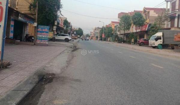 Bán nhà TL296, Hiệp Hoà, Bắc Giang 81m2, 3 tầng, Vỉa hè 6m, Kinh doanh đỉnh, 4.x 🏤 tỷ